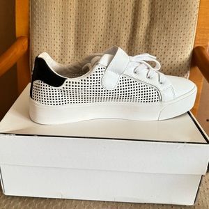 White Guess Sneakers